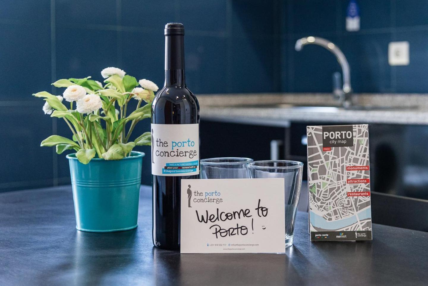 Guestready - Spacious Stay In Porto City Centre Esterno foto